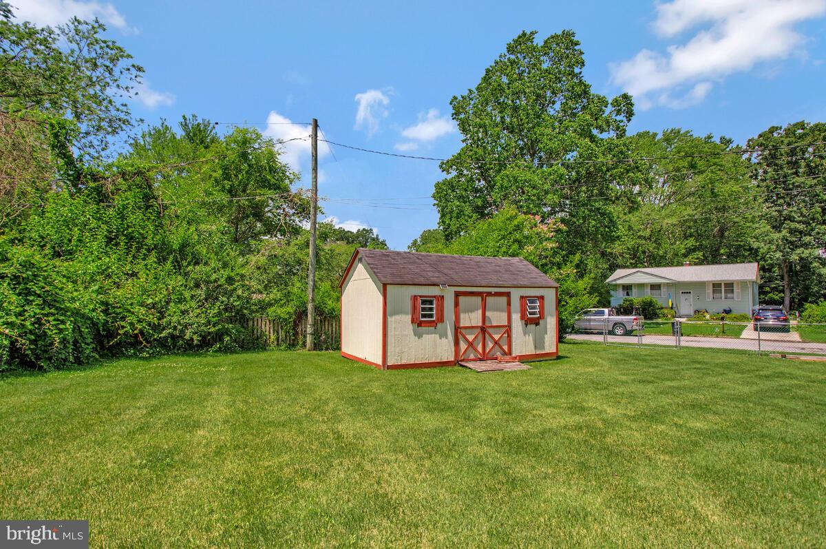 135 Brent Road Arnold, MD 21012 - Photo 34 of 53 Gallery Image 34