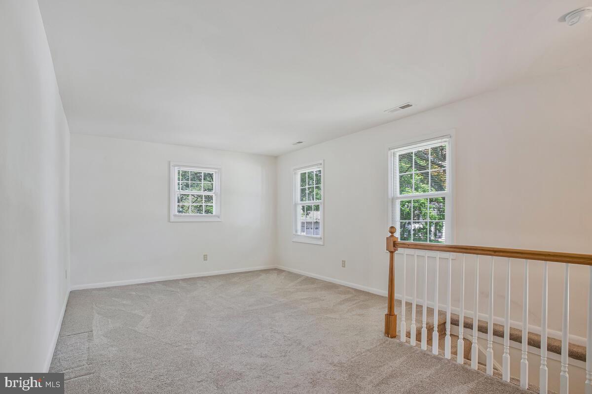 135 Brent Road Arnold, MD 21012 - Photo 8 of 53 Gallery Image 8