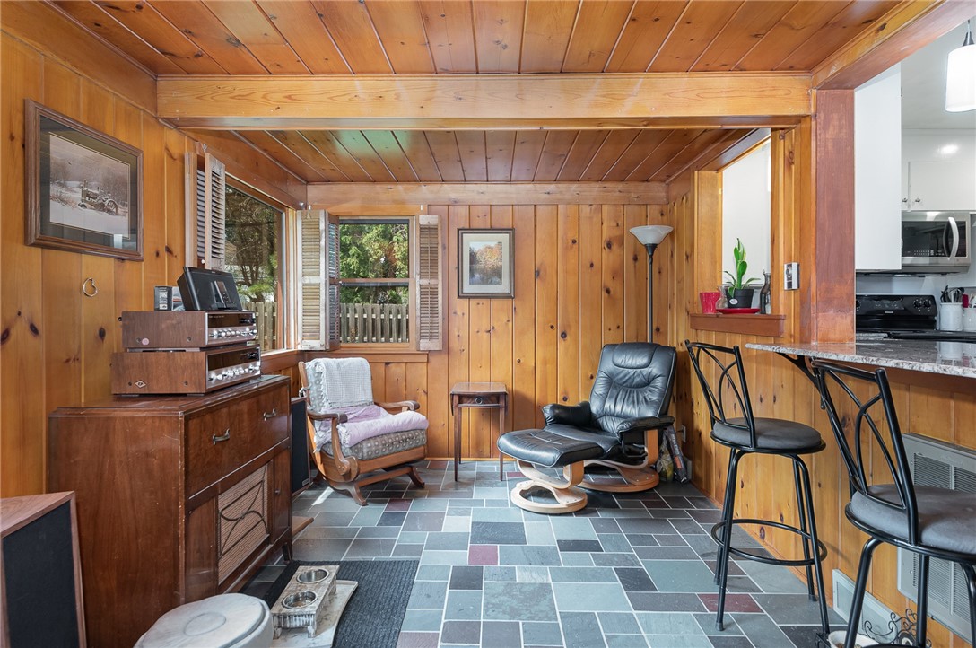 49 Charing Road Irondequoit, NY 14617 - Photo 15 of 48