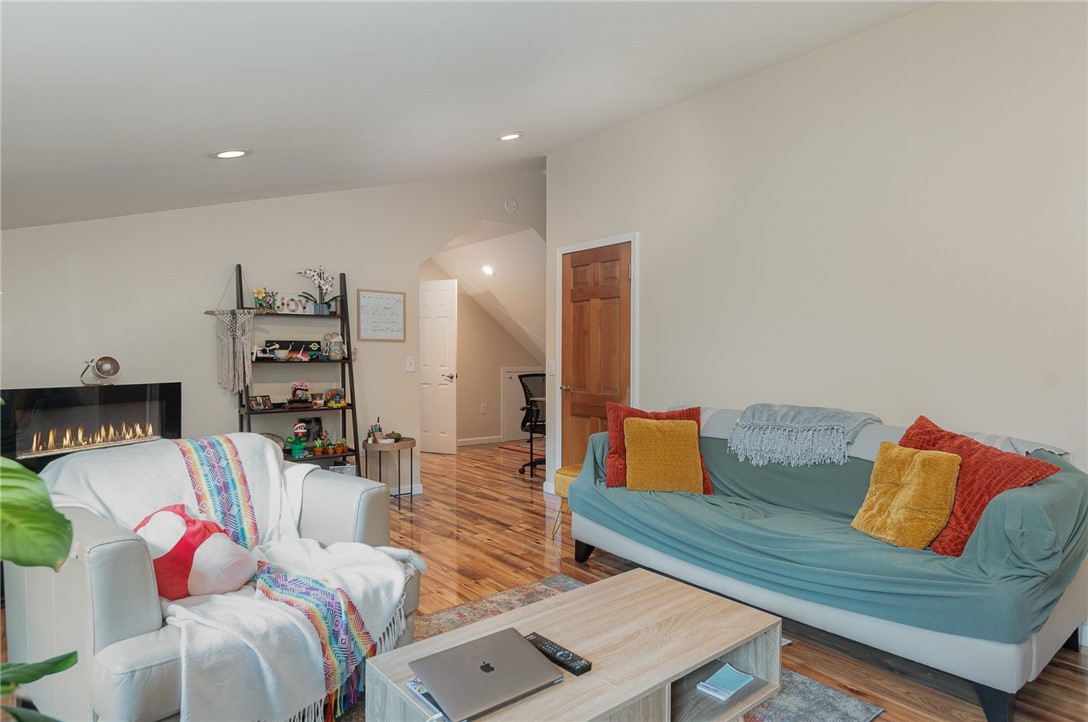 49 Charing Road Irondequoit, NY 14617 - Photo 20 of 48