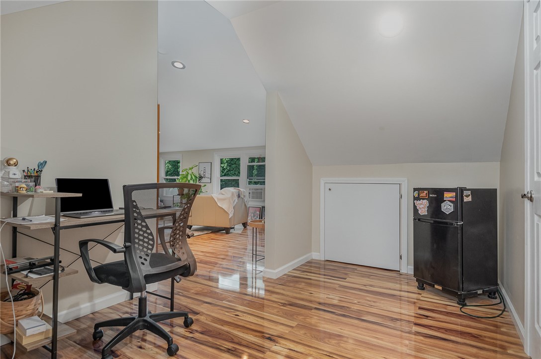 49 Charing Road Irondequoit, NY 14617 - Photo 27 of 48