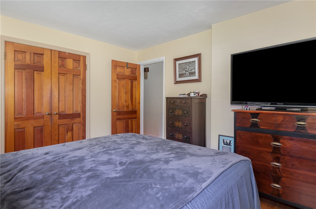 49 Charing Road Irondequoit, NY 14617 - Photo 32 of 48