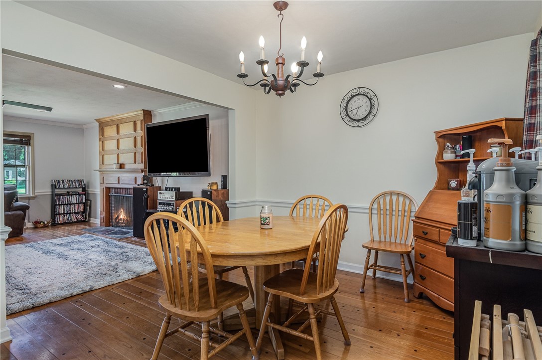 49 Charing Road Irondequoit, NY 14617 - Photo 10 of 48