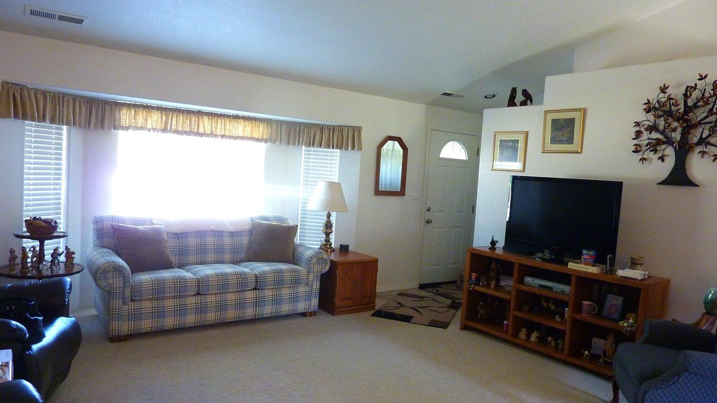 874 Isaac Way Central Point, OR 97502 - Photo 9 of 27 Additional Photo