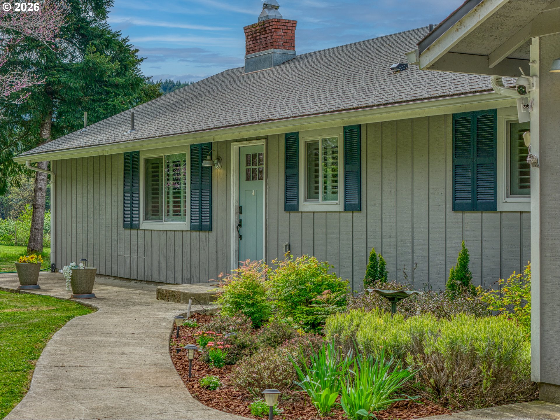 99554 Lone Pine Lane Myrtle Point, OR 97458 - Photo 2 of 44