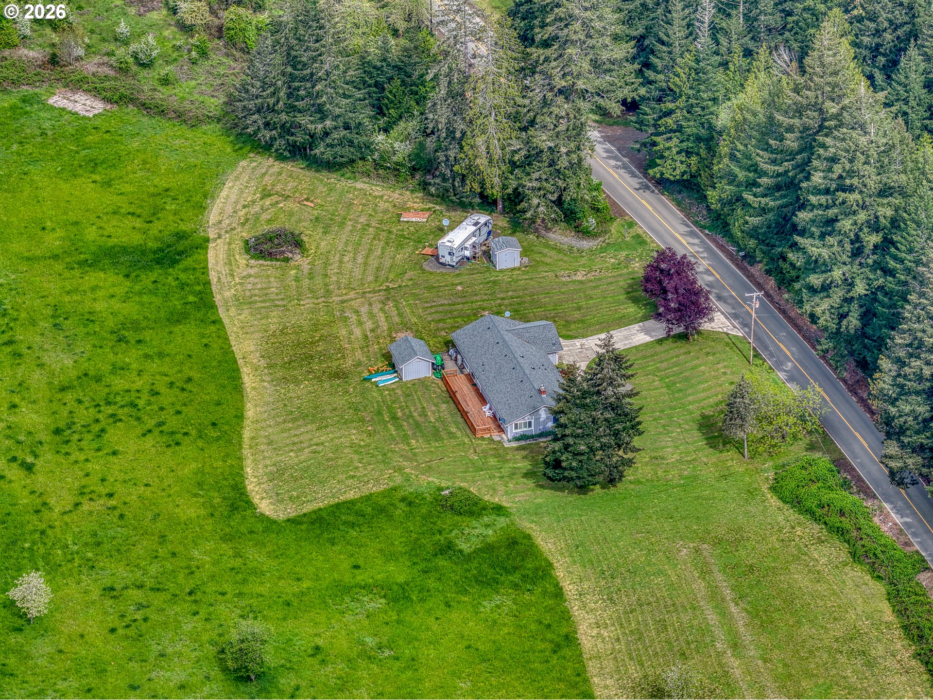 99554 Lone Pine Lane Myrtle Point, OR 97458 - Photo 4 of 44