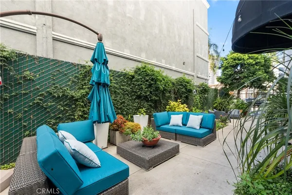 $439,000 | 140 Linden Avenue, Unit 324, Long Beach, CA 90802
