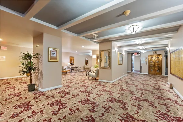 $439,000 | 140 Linden Avenue, Unit 324, Long Beach, CA 90802