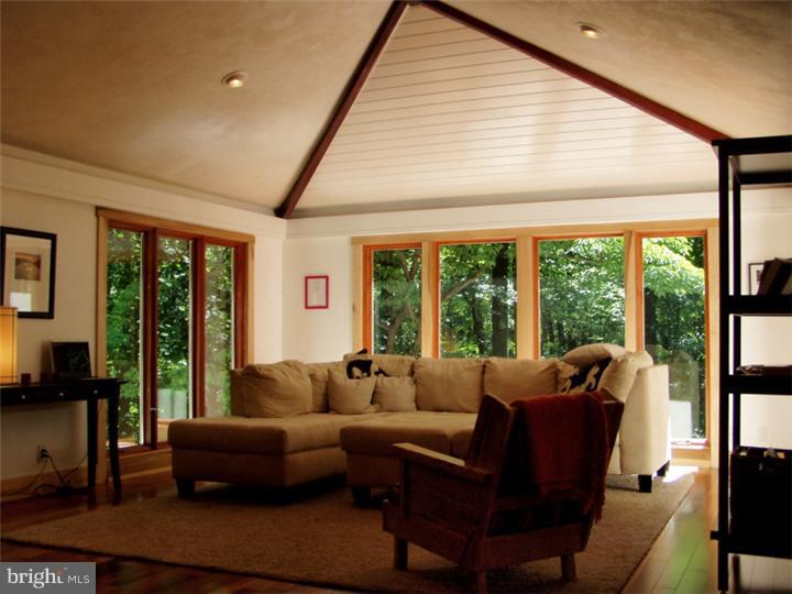 19 Ridgeview Road Princeton, NJ 08540 - Photo 8 of 17 Gallery Image 8