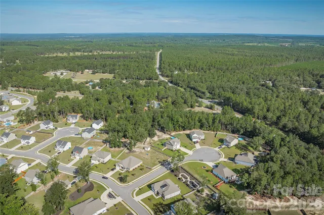 $399,999 | 105 Madison Court, Camden, SC 29020