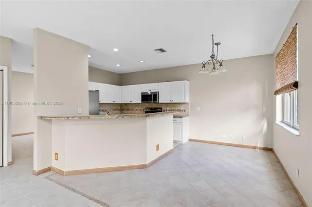 $4,700 | 4490 Foxtail Lane, Weston, FL 33331