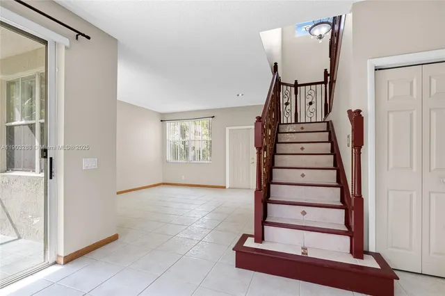 $4,700 | 4490 Foxtail Lane, Weston, FL 33331