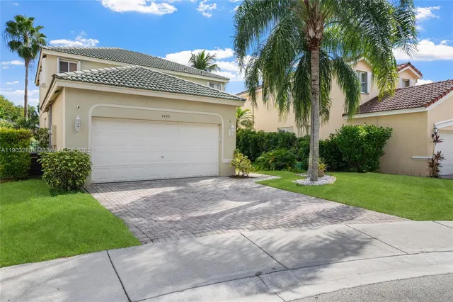 $4,700 | 4490 Foxtail Lane, Weston, FL 33331