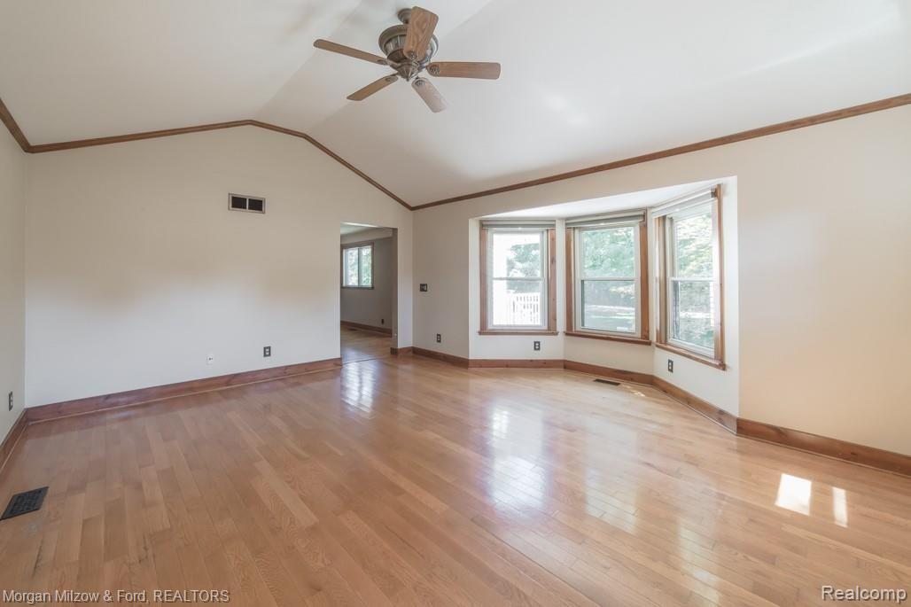 2403 North Genesee Road Burton, MI 48509 - Photo 12 of 55 2403 N Genesee-12.jpg