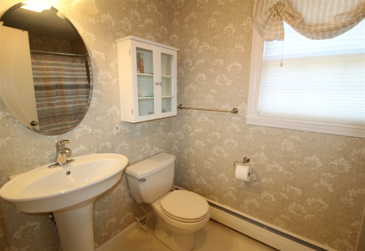 6220 Calkins Road Flint, MI 48532 - Photo 11 of 26 31397129-10.JPG