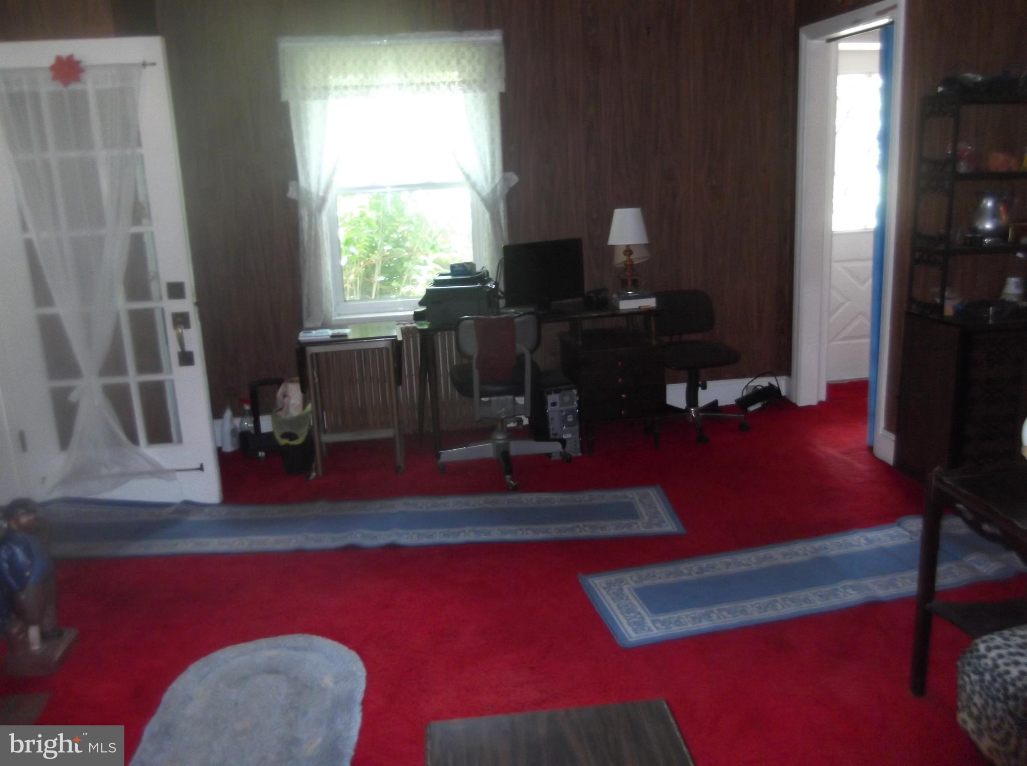 2455 Park Road Warrington, PA 18976 - Photo 20 of 47 Family Room