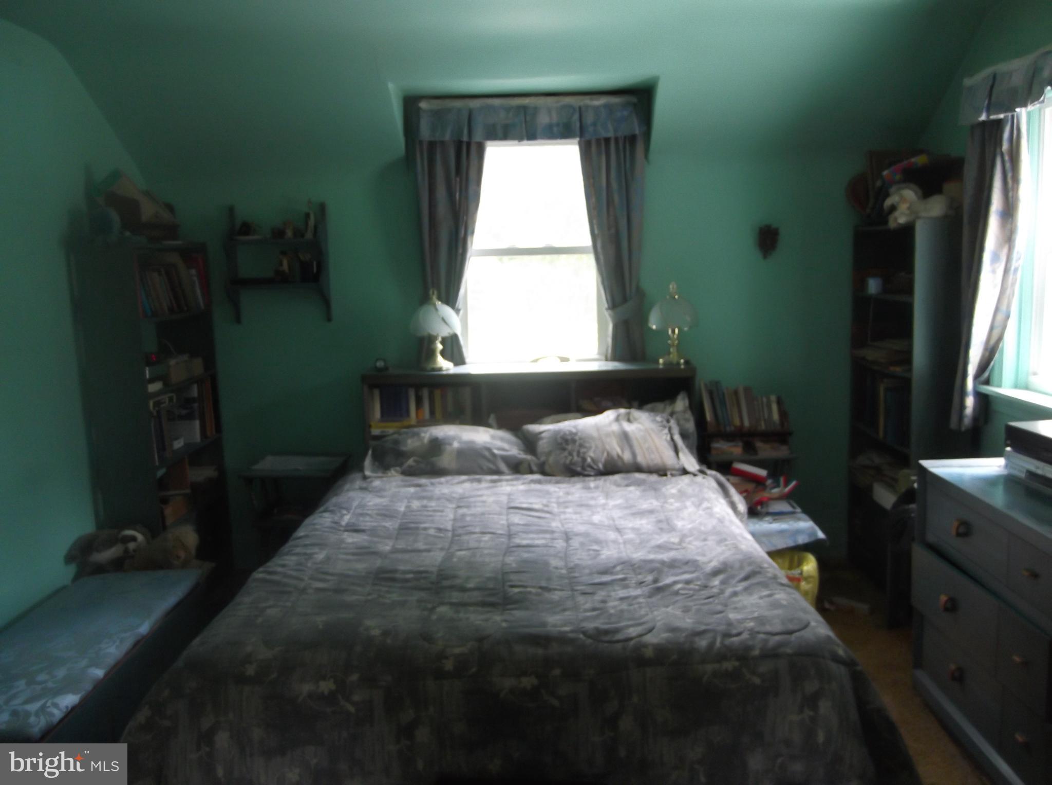 2455 Park Road Warrington, PA 18976 - Photo 28 of 47 Master Bedroom