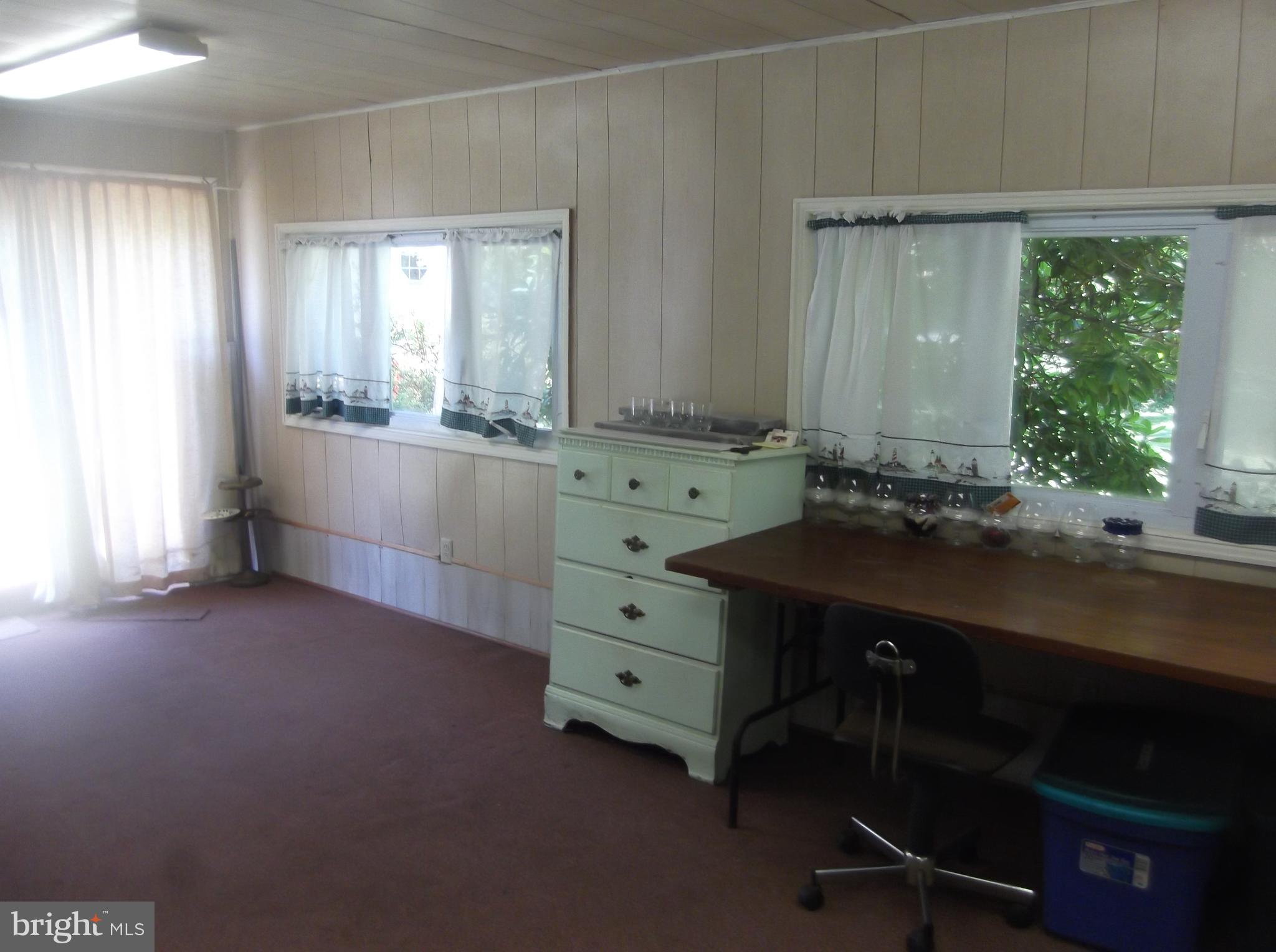 2455 Park Road Warrington, PA 18976 - Photo 7 of 47 Detached Office Area