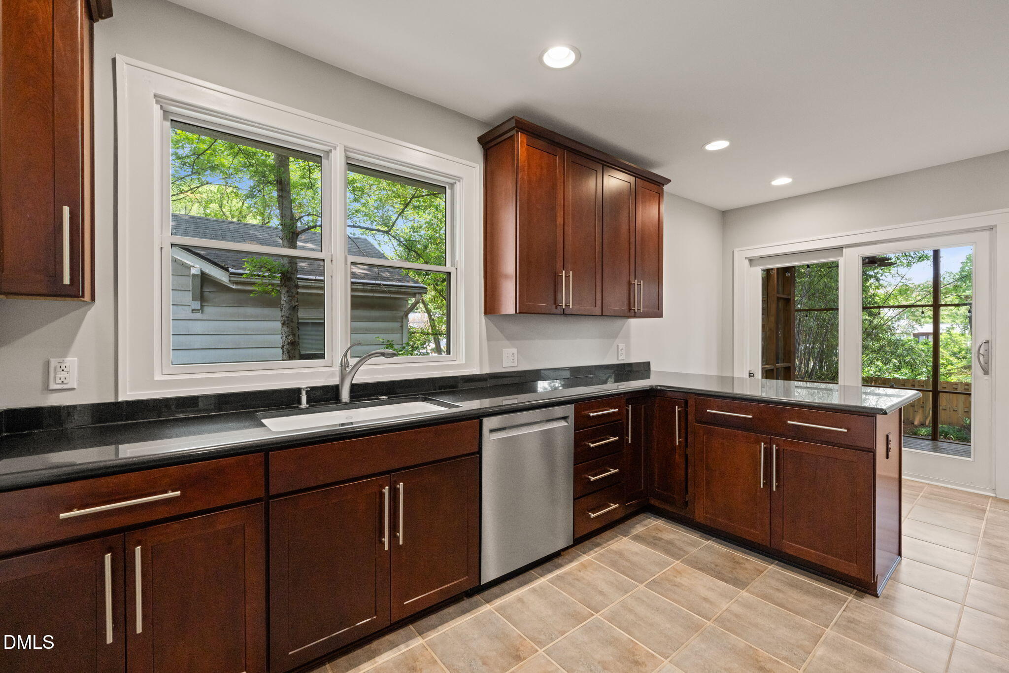 808 Watauga Street Raleigh, NC 27604 - Photo 22 of 68