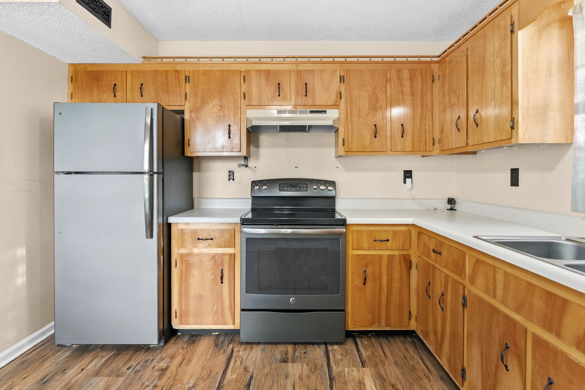 149 Bumpus Mill Road Oak Grove, KY 42262 - Photo 12 of 32