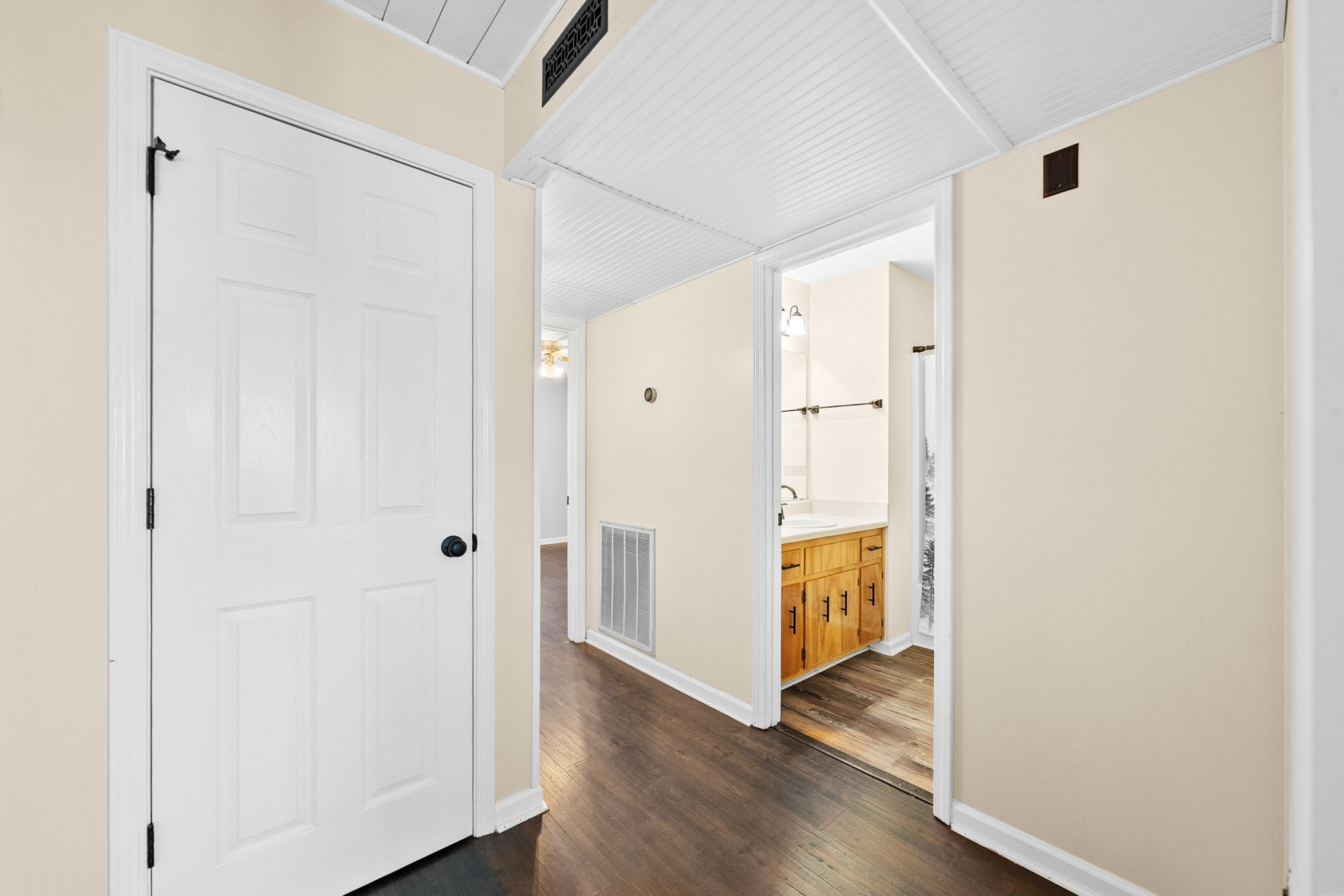 149 Bumpus Mill Road Oak Grove, KY 42262 - Photo 15 of 32