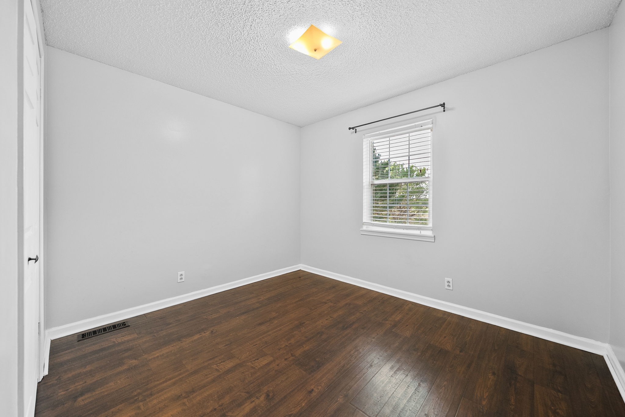 149 Bumpus Mill Road Oak Grove, KY 42262 - Photo 26 of 32