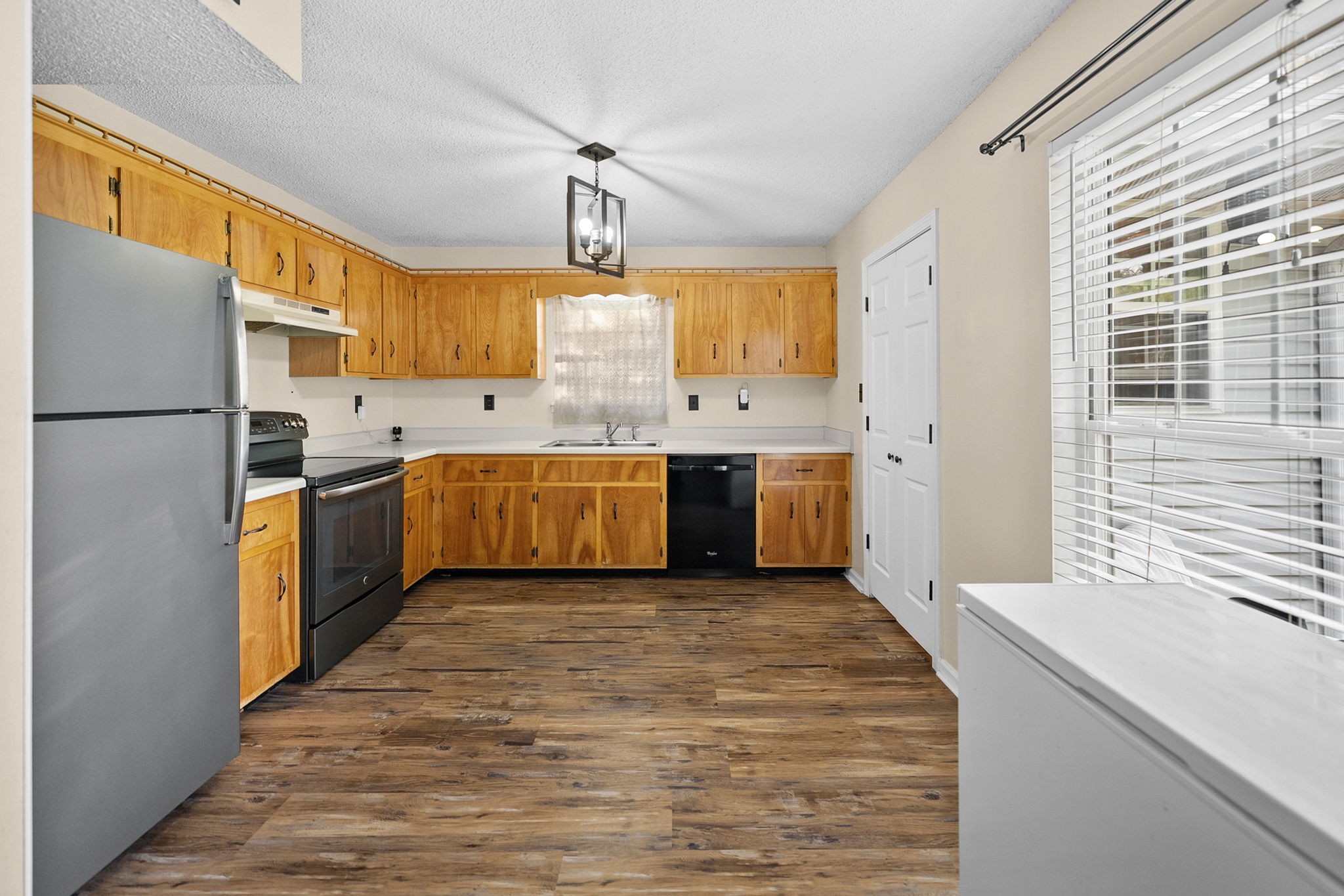 149 Bumpus Mill Road Oak Grove, KY 42262 - Photo 10 of 32