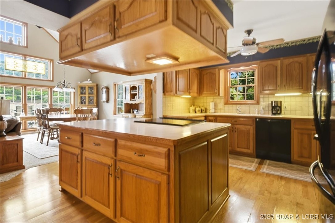 112 Pelican View Lane Roach, MO 65787 - Photo 18 of 68 Main level