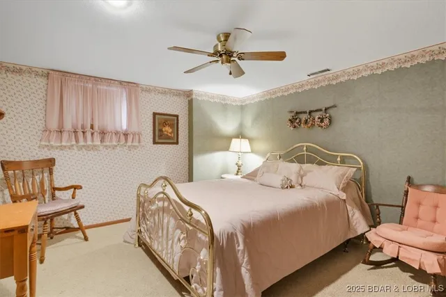 $869,900 | 112 Pelican View Lane, Roach, MO 65787