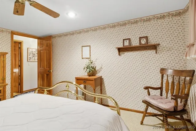 $869,900 | 112 Pelican View Lane, Roach, MO 65787