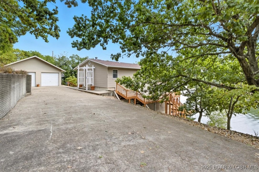 112 Pelican View Lane Roach, MO 65787 - Photo 5 of 68