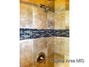 2703 Buckskin Trail Springfield, IL 62711 - Photo 10 of 18 Gallery Image 10