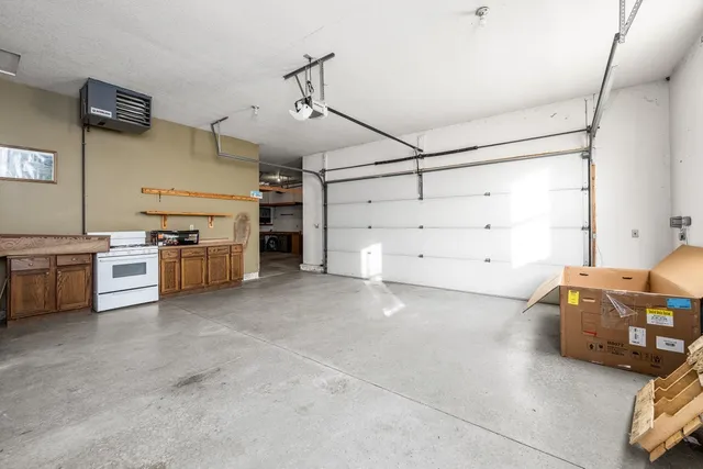 $450,000 | 1320 Sunrise Lane, Port Byron, IL 61275