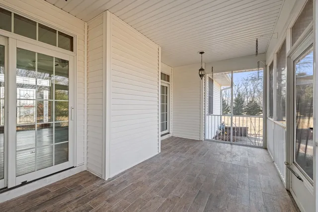 $450,000 | 1320 Sunrise Lane, Port Byron, IL 61275