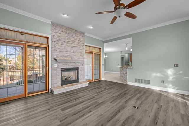 $450,000 | 1320 Sunrise Lane, Port Byron, IL 61275