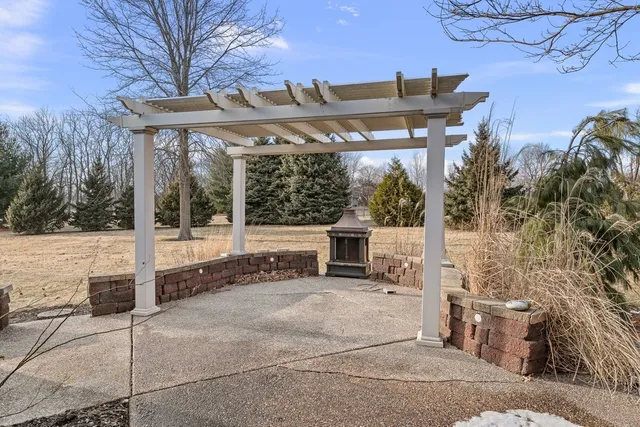 $450,000 | 1320 Sunrise Lane, Port Byron, IL 61275