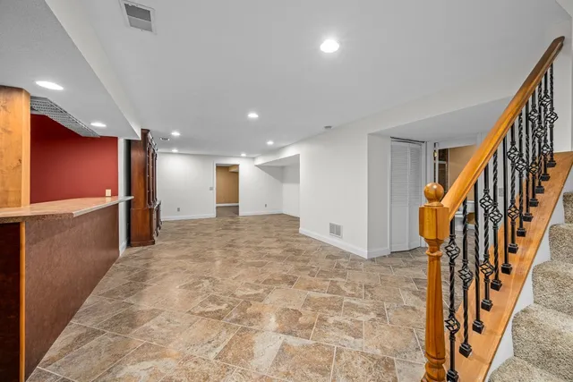 $450,000 | 1320 Sunrise Lane, Port Byron, IL 61275