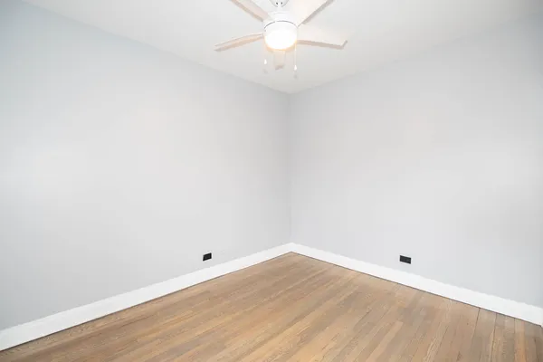 $3,000 | 536 1/2 West Cornelia Avenue, Unit 3, Chicago, IL 60657