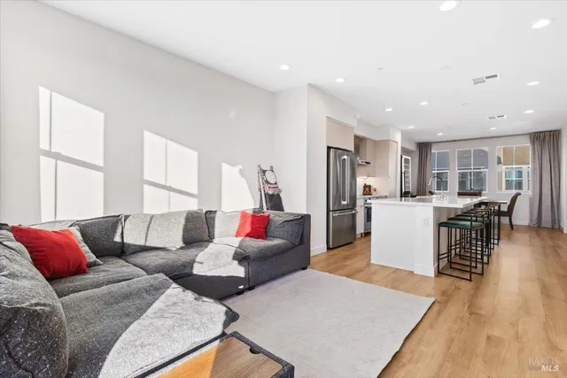 $749,000 | 235 Gambrel Circle, Santa Rosa, CA 95403