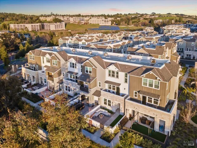 $749,000 | 235 Gambrel Circle, Santa Rosa, CA 95403