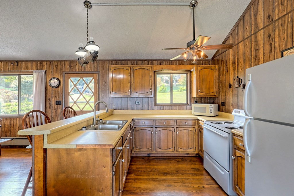 2793 Hidden Valley Road Hiawassee, GA 30546 - Photo 11 of 74