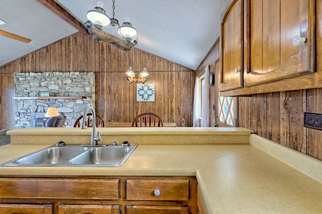 2793 Hidden Valley Road Hiawassee, GA 30546 - Photo 12 of 74