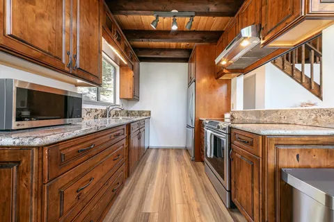 $899,000 | 327 Valley View Drive, Tahoma, CA 96142