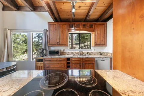 $899,000 | 327 Valley View Drive, Tahoma, CA 96142