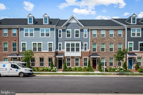 $549,900 | 10837 Beckenham Street, Middle River, MD 21220