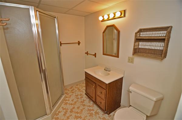 44 Jeffrey Road Wayland, MA 01778 - Photo 18 of 24 Gallery Image 18