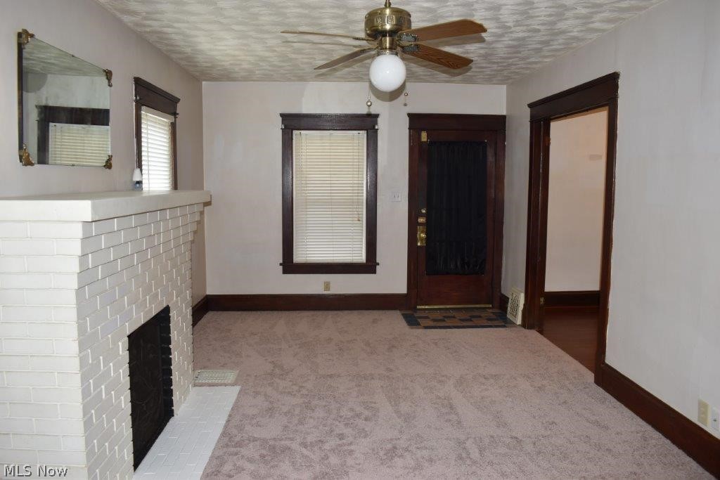316 Smith Avenue Northwest Canton, OH 44708 - Photo 4 of 30