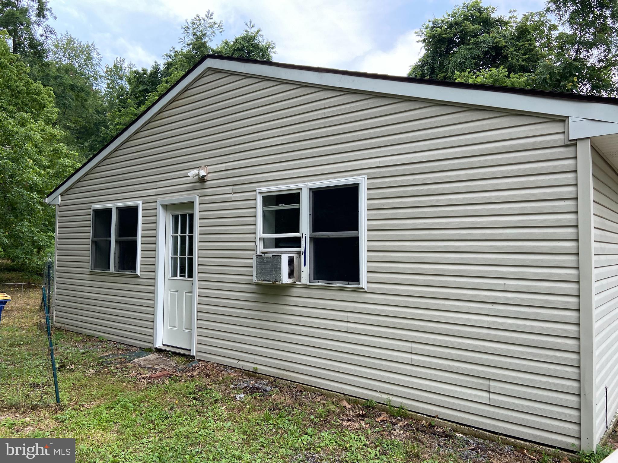 390 Marsh Run Road New Cumberland, PA 17070 - Photo 3 of 18 Gallery Image 3