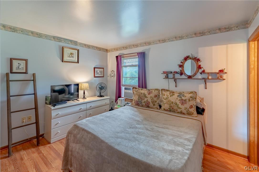 17 Fredericksville Road Mertztown, PA 19539 - Photo 15 of 28 Master Bedroom in back