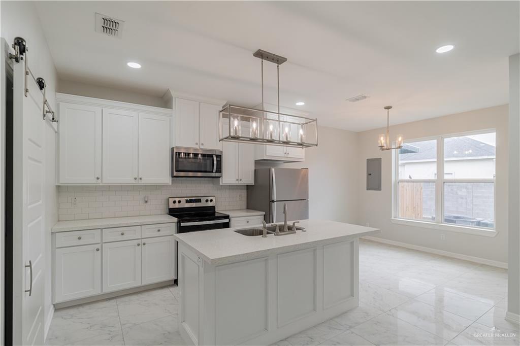 5404 North Crown Point Pharr, TX 78577 - Photo 4 of 24